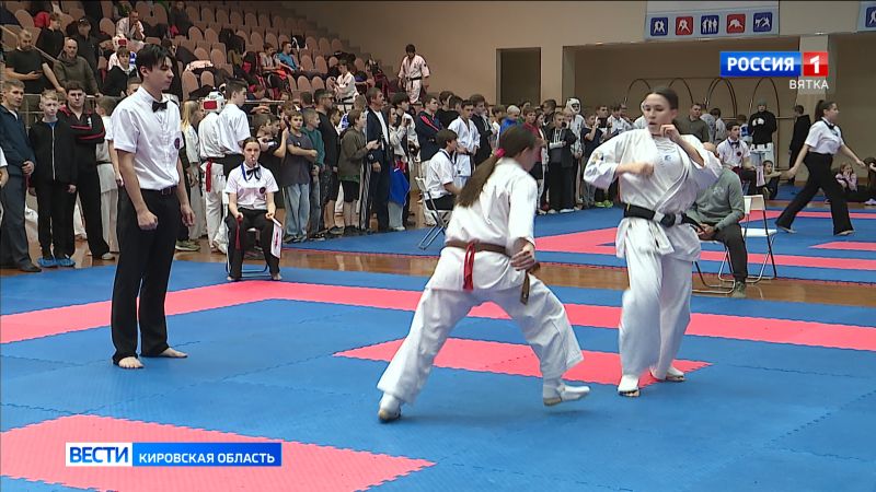 В Кирове впервые прошёл Чемпионат и Первенство ПФО по киокушин