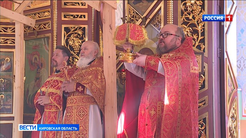 Храм святых мучениц Веры, Надежды, Любови и матери их Софии отметил престольный праздник