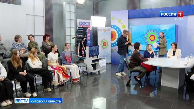 В прямом эфире из студии ГТРК «Вятка» прошла дискуссия «Народные промыслы: между прошлым и будущим»