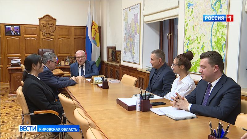 В правительстве Кировской области обсудили итоги Второго Общероссийского медиафорума «Народные промыслы России»