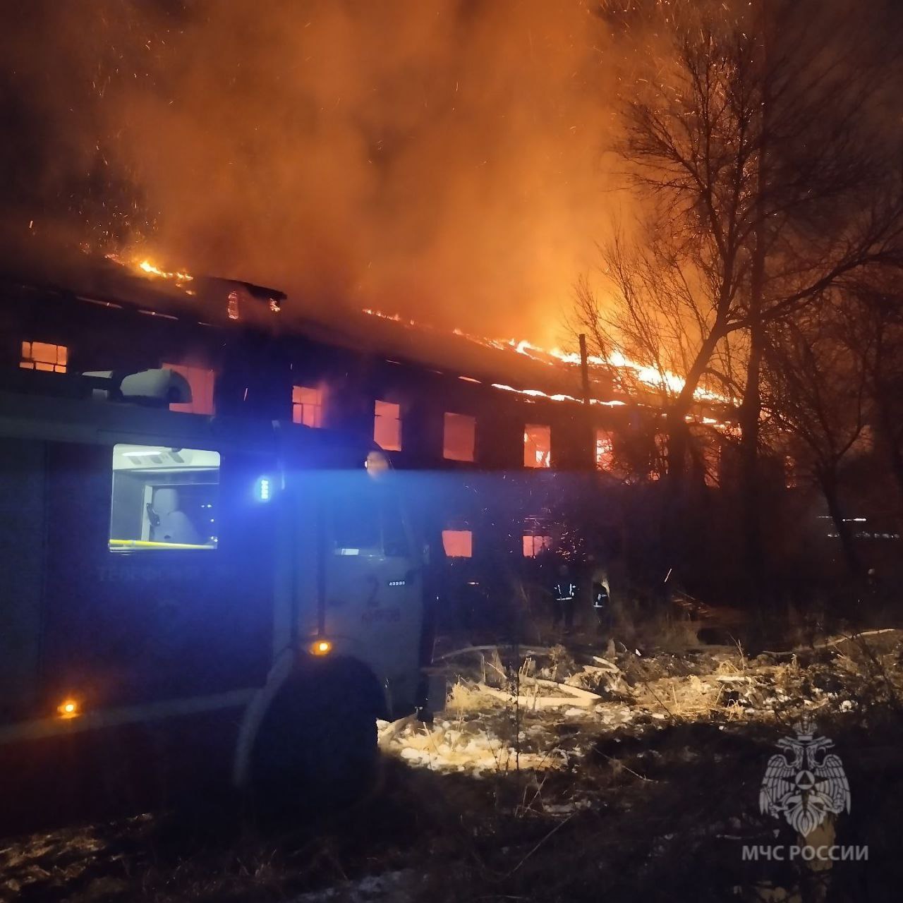 Из сгоревшего дома в Вересниках эвакуировали двух человек