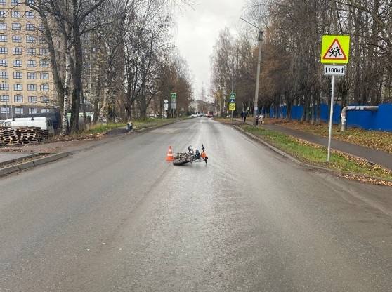 В Кирове разыскивают водителя, оставившего место ДТП