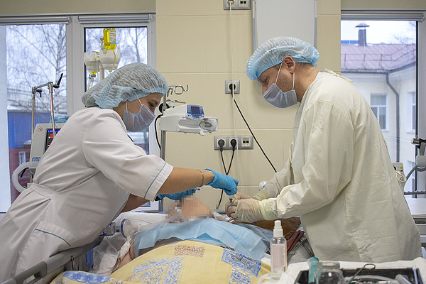 22 дня на ИВЛ провела молодая кировчанка из-за затянувшейся бронхиальной астмы