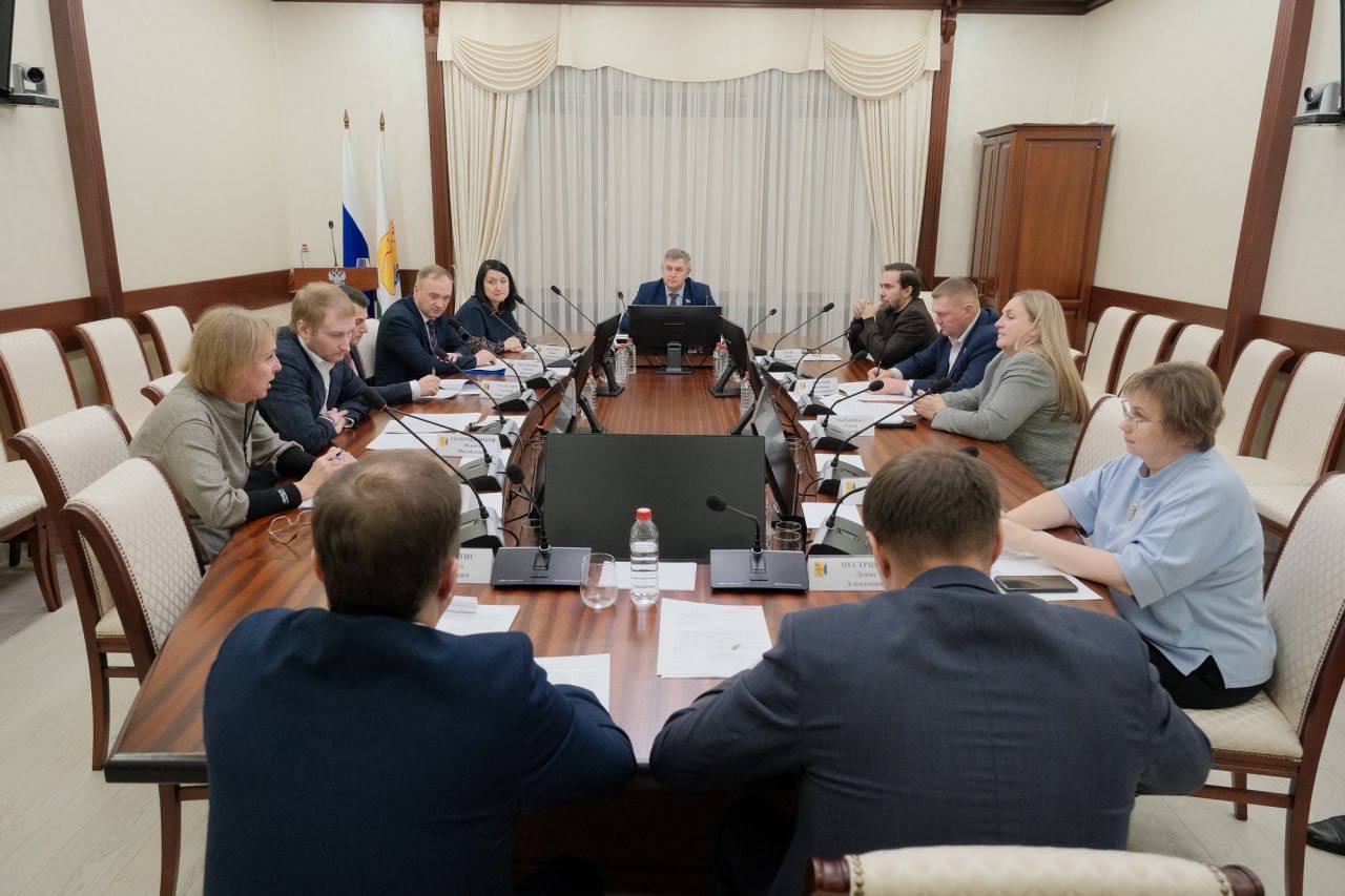 К обсуждению депутатами закона о вейпах присоединились минздрав и минпромторг