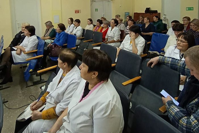 11 районов посетили врачи кировского противотуберкулёзного диспансера