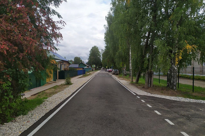 В Лузе в рамках ППМИ привели в порядок дорожное полотно на улице Калинина