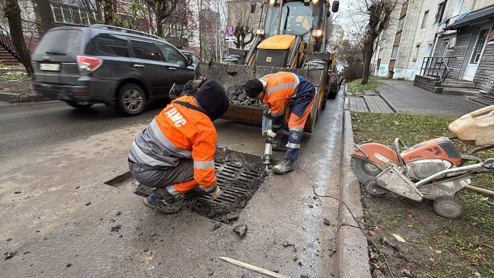 В Кирове ливневку готовят к зимнему периоду