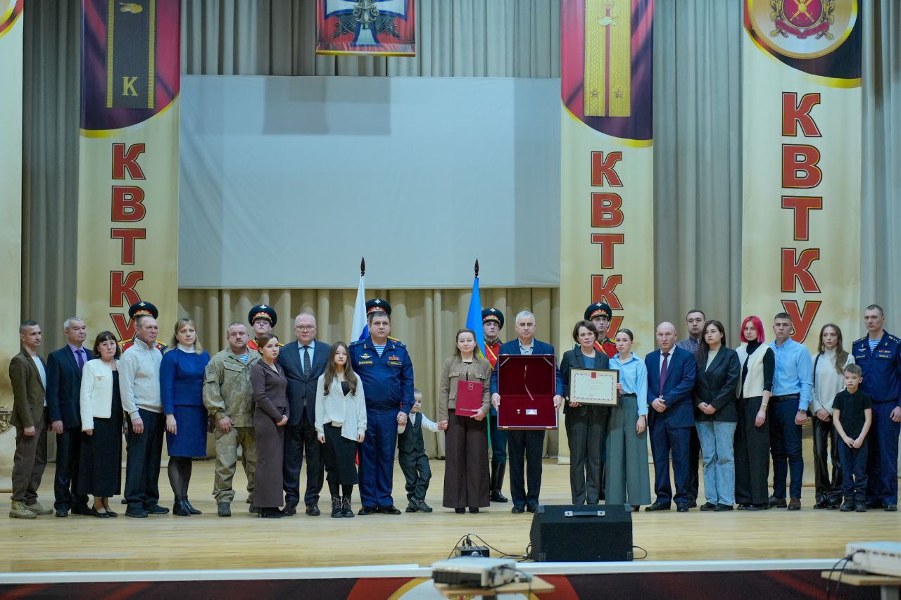 Герой России Эдуард Сабиров посмертно награждён медалью «Золотая звезда»