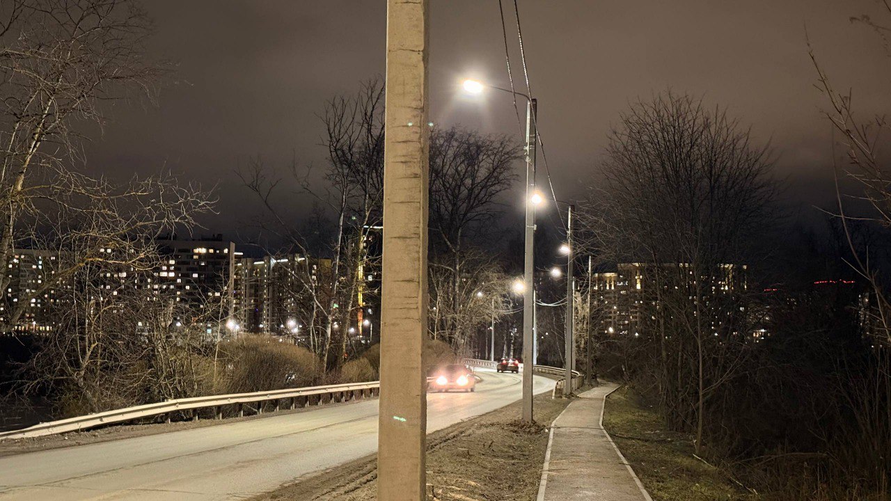 На улице Советской в Чистых Прудах установили уличное освещение