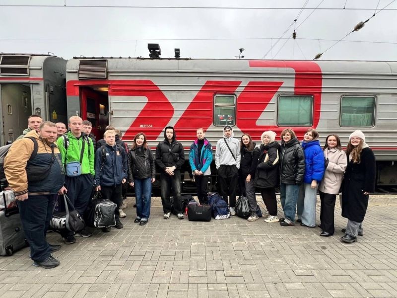 Кировские волонтеры вернулись с гуманитарной миссии в Курскую область