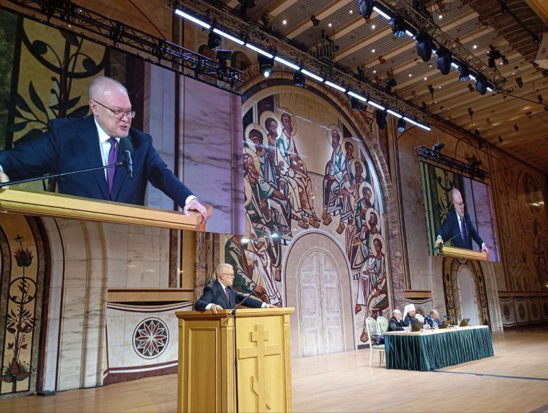 Александр Соколов рассказал о вятских защитниках Отечества и единстве общества