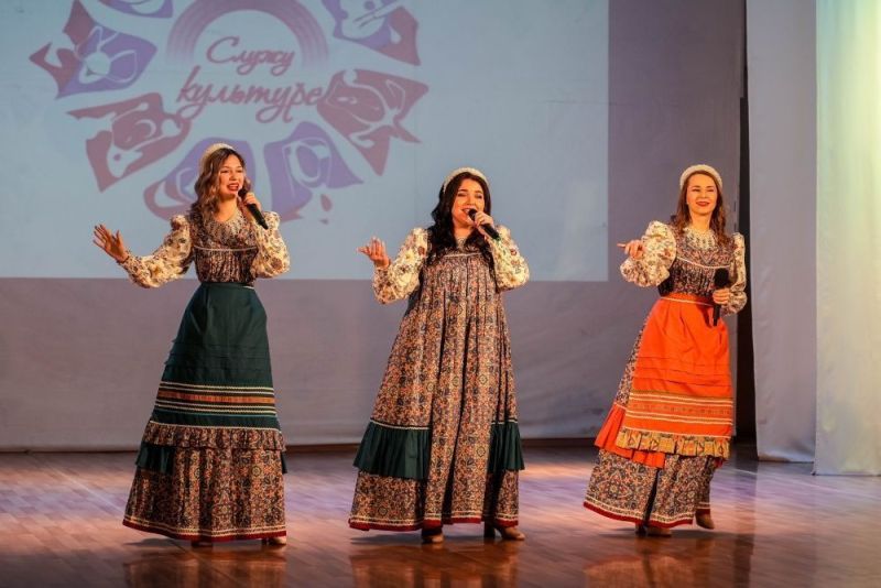 Лучший работник культуры города Кирова работает в Лянгасово