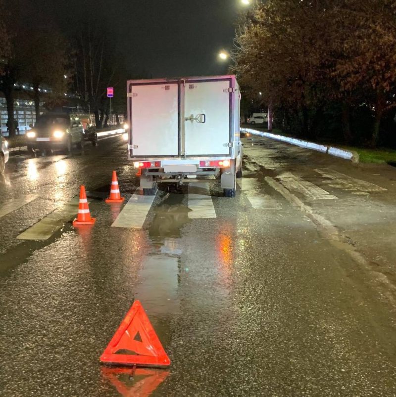 Три пешехода пострадали на дорогах Кировской области в четверг