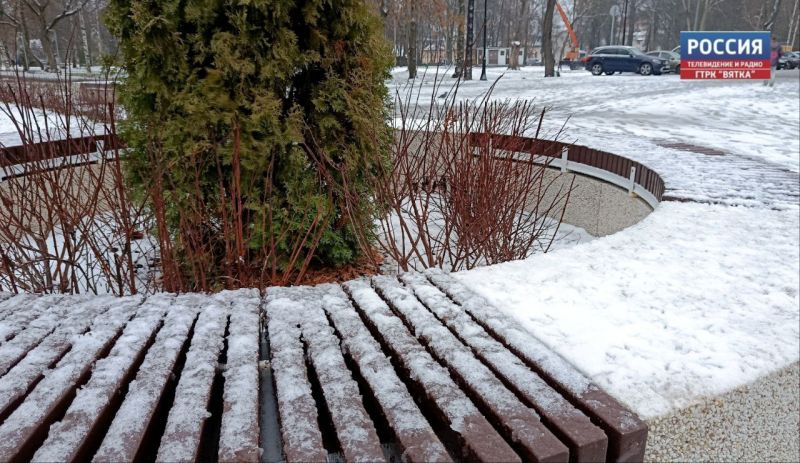 Ледяной дождь, мокрый снег и гололёд прогнозируют в субботу в Кирове