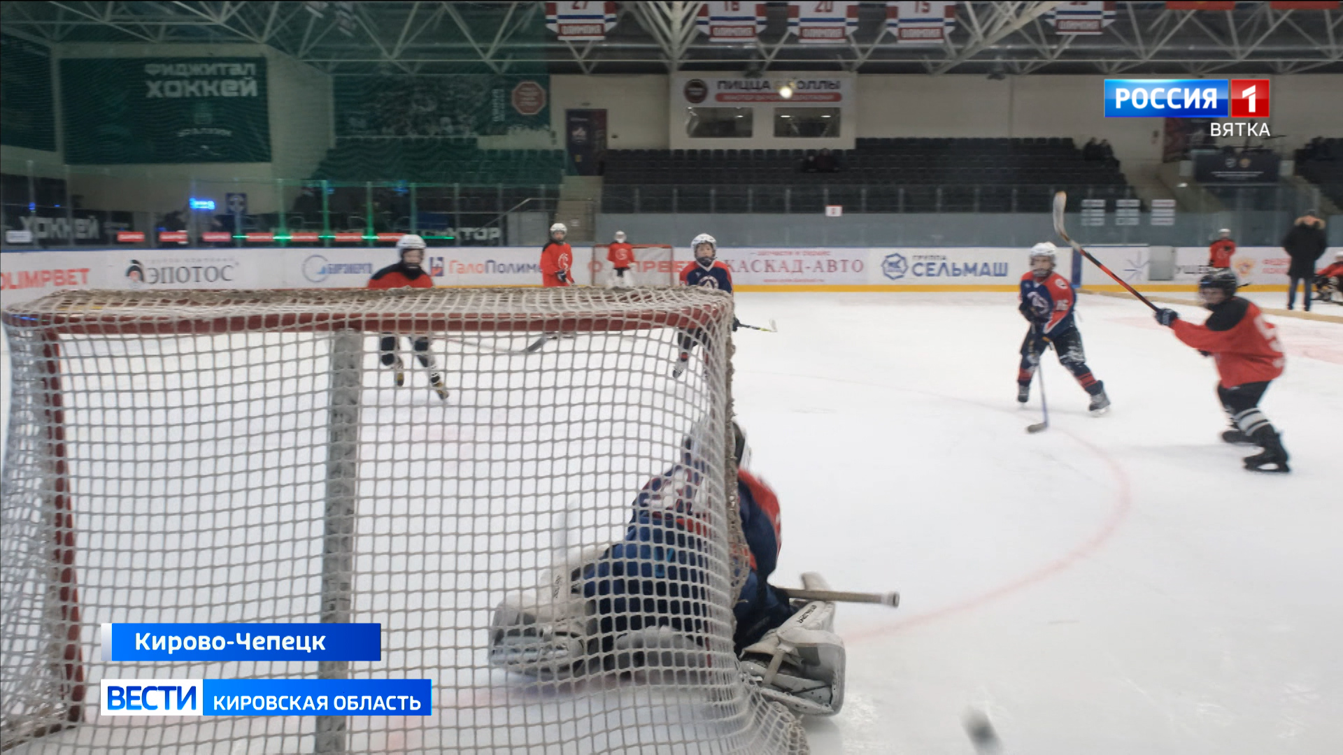 В «Олимп-Арене» прошел первый региональный турнир по фиджитал-хоккею на призы компании «Уралхим»