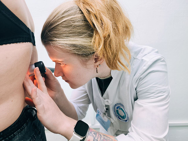 В рамках акции «ОНКОпост» в 2025 году свое здоровье проверили более 2500 человек