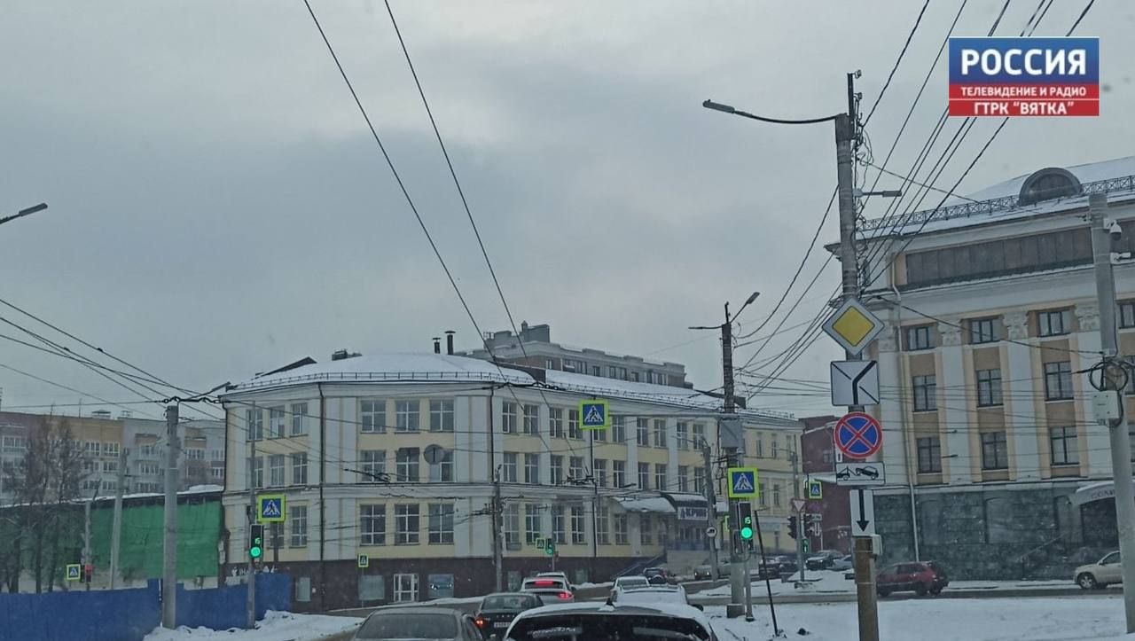 Вячеслав Симаков прокомментировал 2 утренних ЧП с общественным транспортом в Кирове