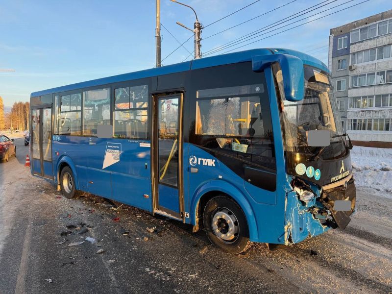 Стали известны подробности ДТП с участием автобуса в Нововятске