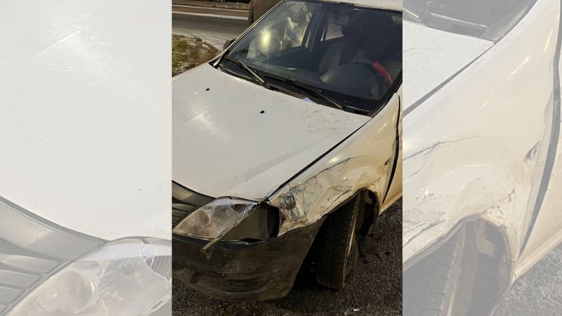 Два «Рено» столкнулись в центре Котельнича