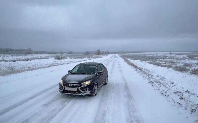 Жителей Кировской области просят сообщать о нечищенных дорогах