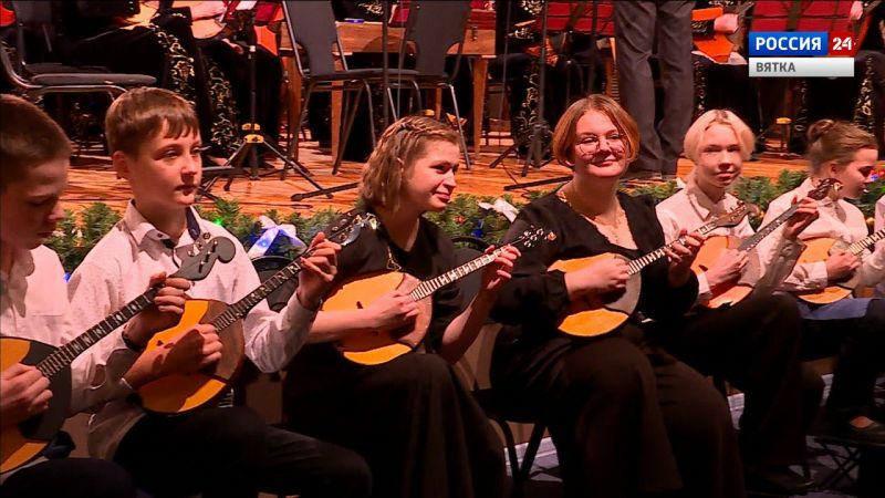 Кировские музыканты станут частью межрегионального конкурса исполнителей на домре