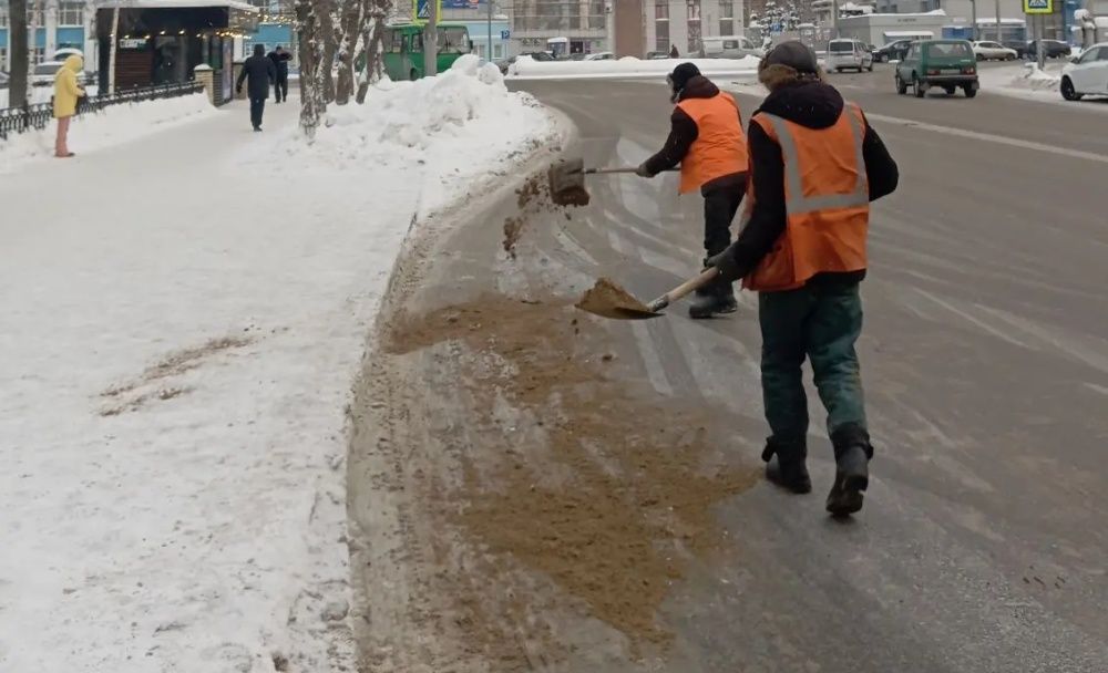 Дорожные службы Кирова готовятся к морозам
