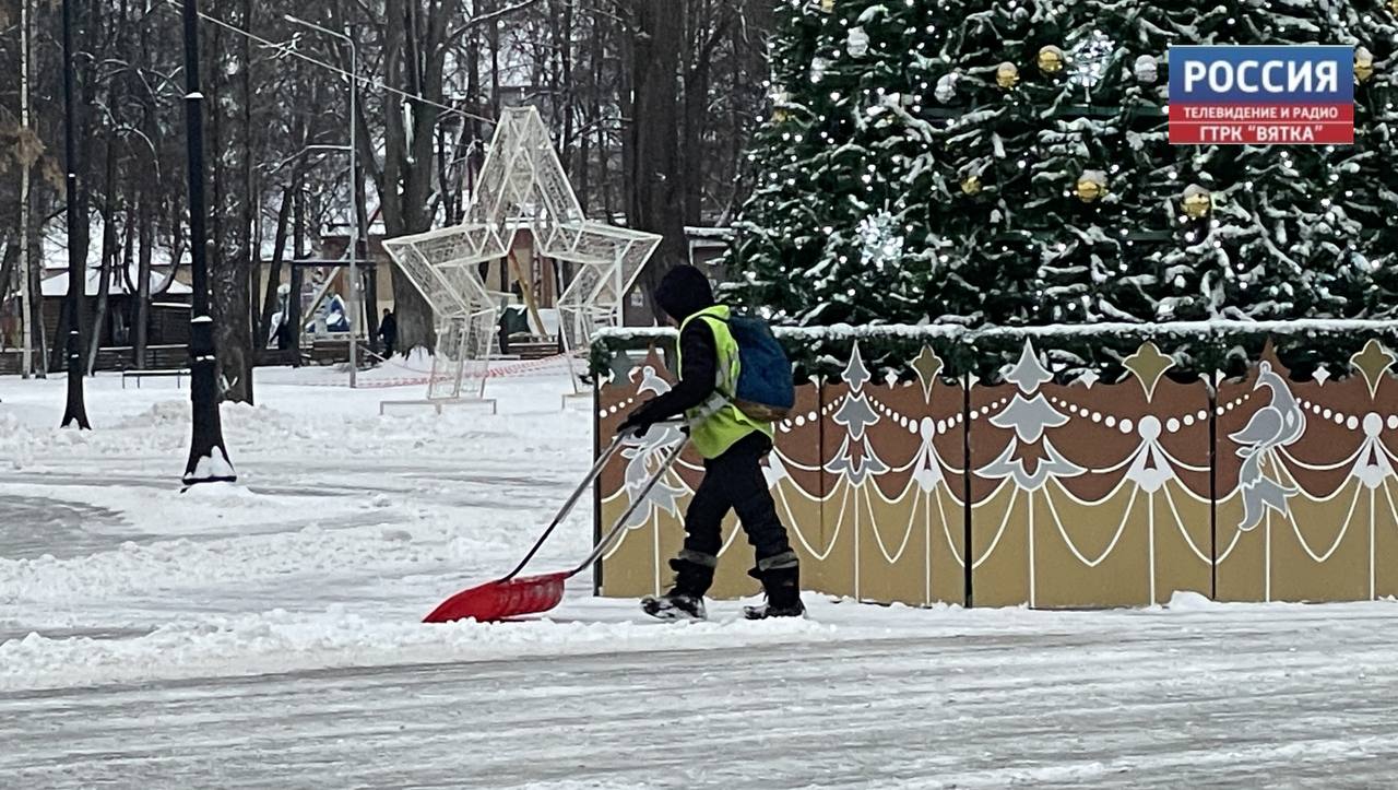 В Кирове проверили, как подрядчики работают в снегопад