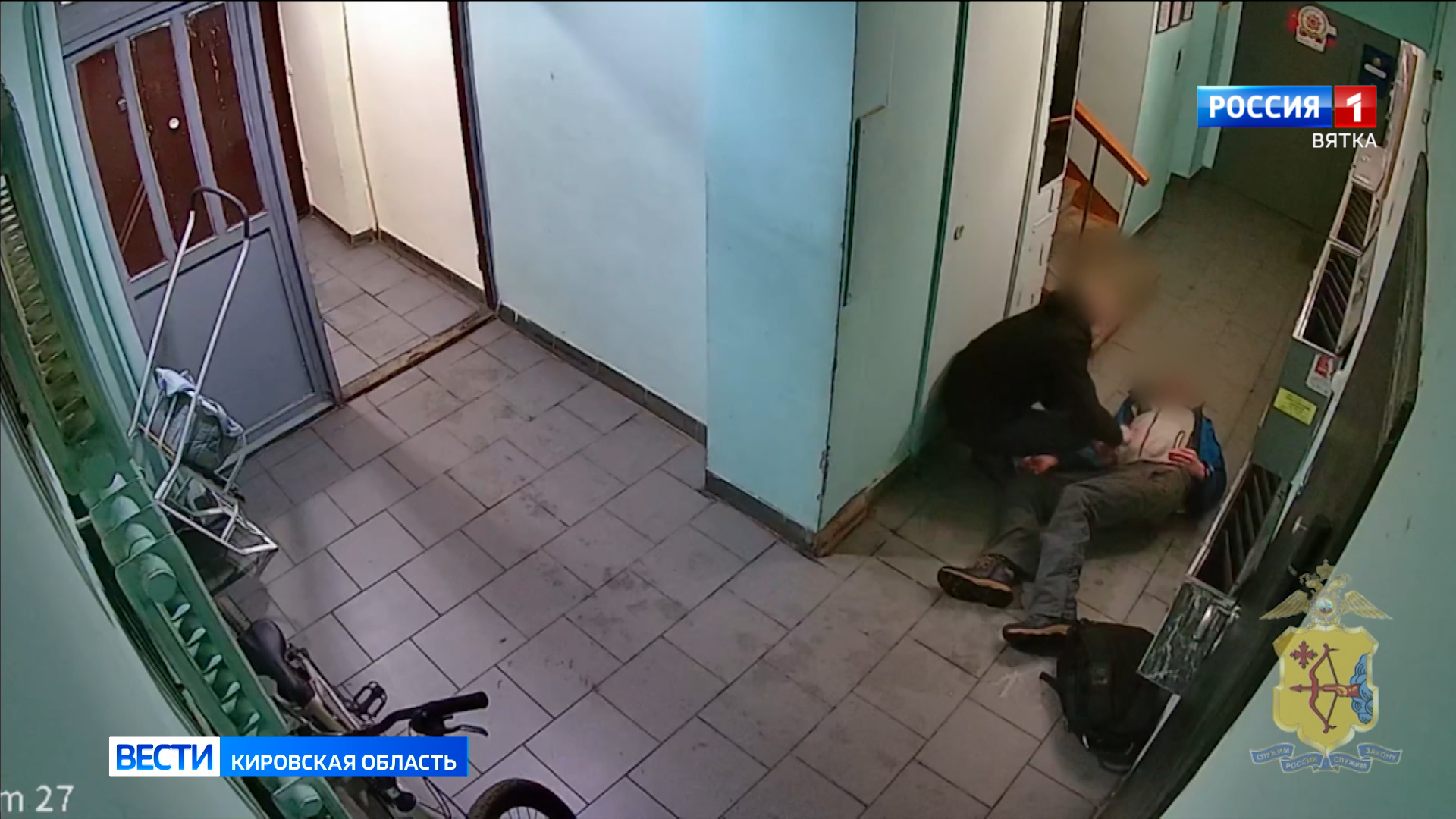 Незнакомец похитил у кировчанина 15 тысяч рублей, когда он возвращался домой