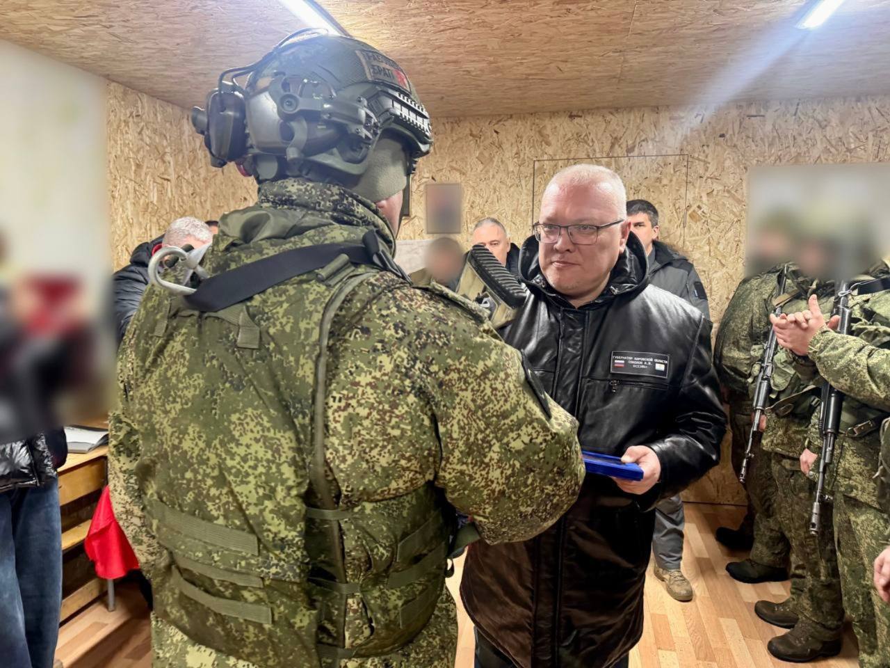 Губернатор Александр Соколов встретился с кировскими бойцами в зоне СВО