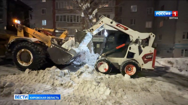 В Кировской области дорожные службы работают в усиленном режиме