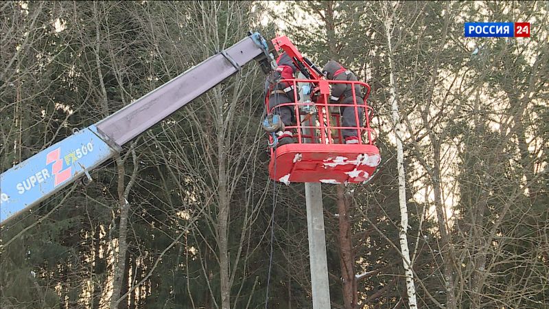 В Кировской области продолжается реализация регионального проекта по освещению дорог