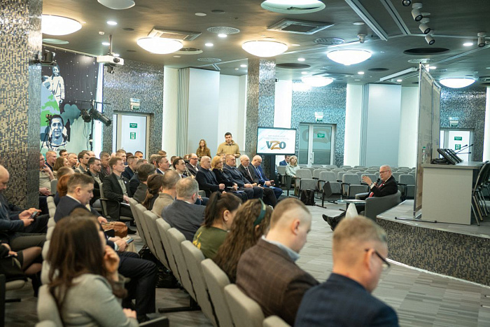 Александр Соколов рассказал участникам «Вятского корпуса защитников Отечества» о русской системе управления