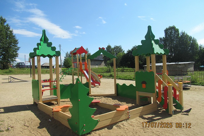 19 новых детских площадок появятся в Кировской области