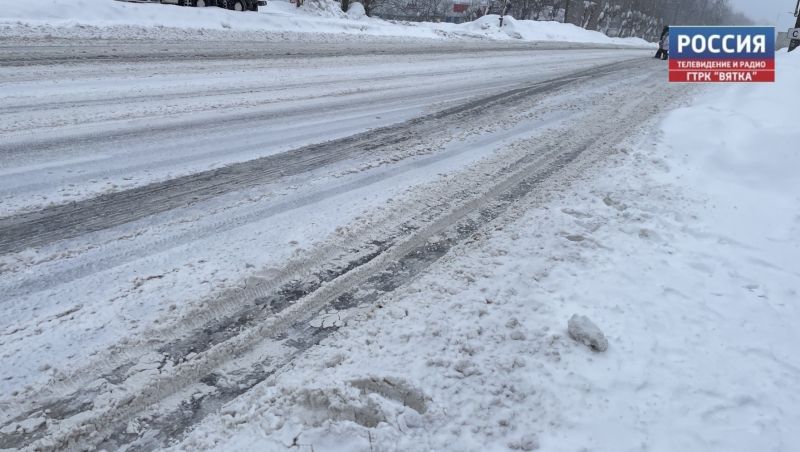 Дорожные службы города работают в усиленном режиме