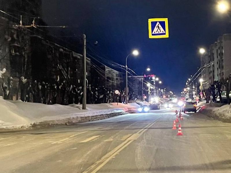 На проспекте Строителей в Кирове 12-летняя девочка-пешеход попала в ДТП