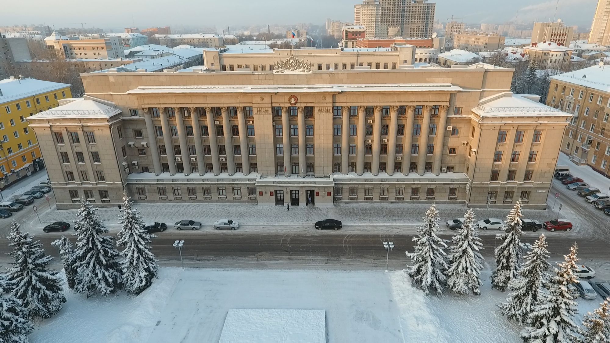 Губернатор Соколов утвердил план реализации семейной и демографической политики в Кировской области