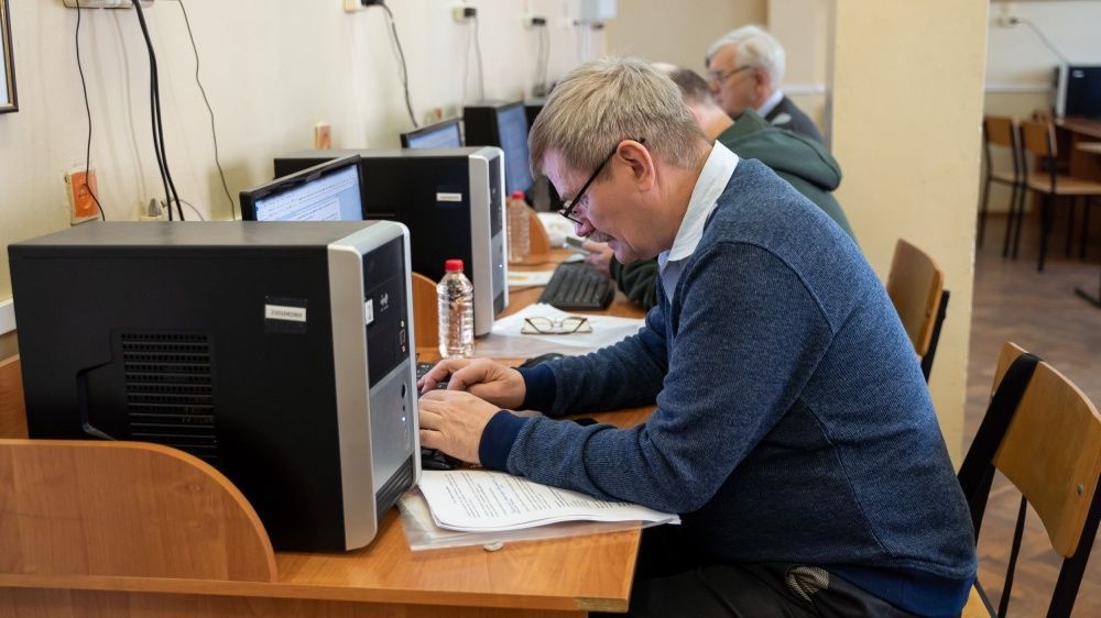 Кировчан серебряного возраста приглашают на компьютерное многоборье