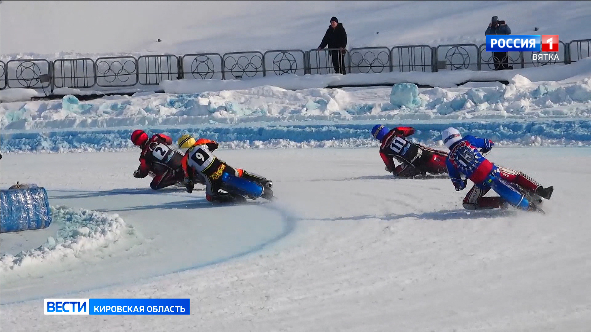 В Вятских Полянах состоялся командный Кубок России по мотогонкам на льду