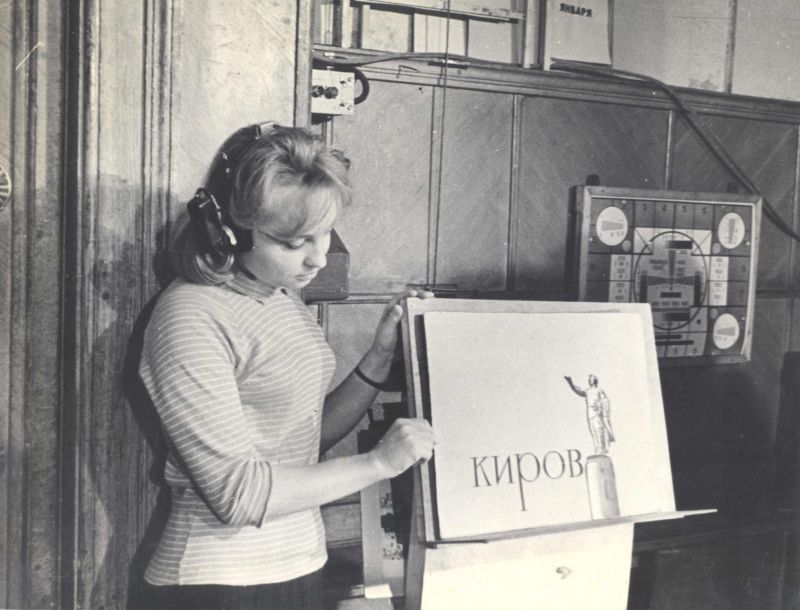 ПРОФЕССИИ НА ТЕЛЕВИДЕНИИ: АССИСТЕНТ РЕЖИССЕРА