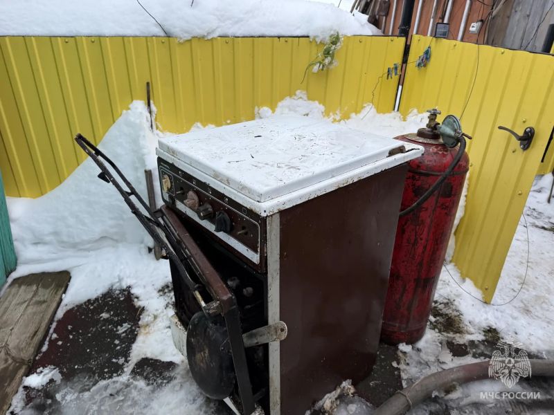 В Малмыже неосторожность при обращении с газом привела к пожару