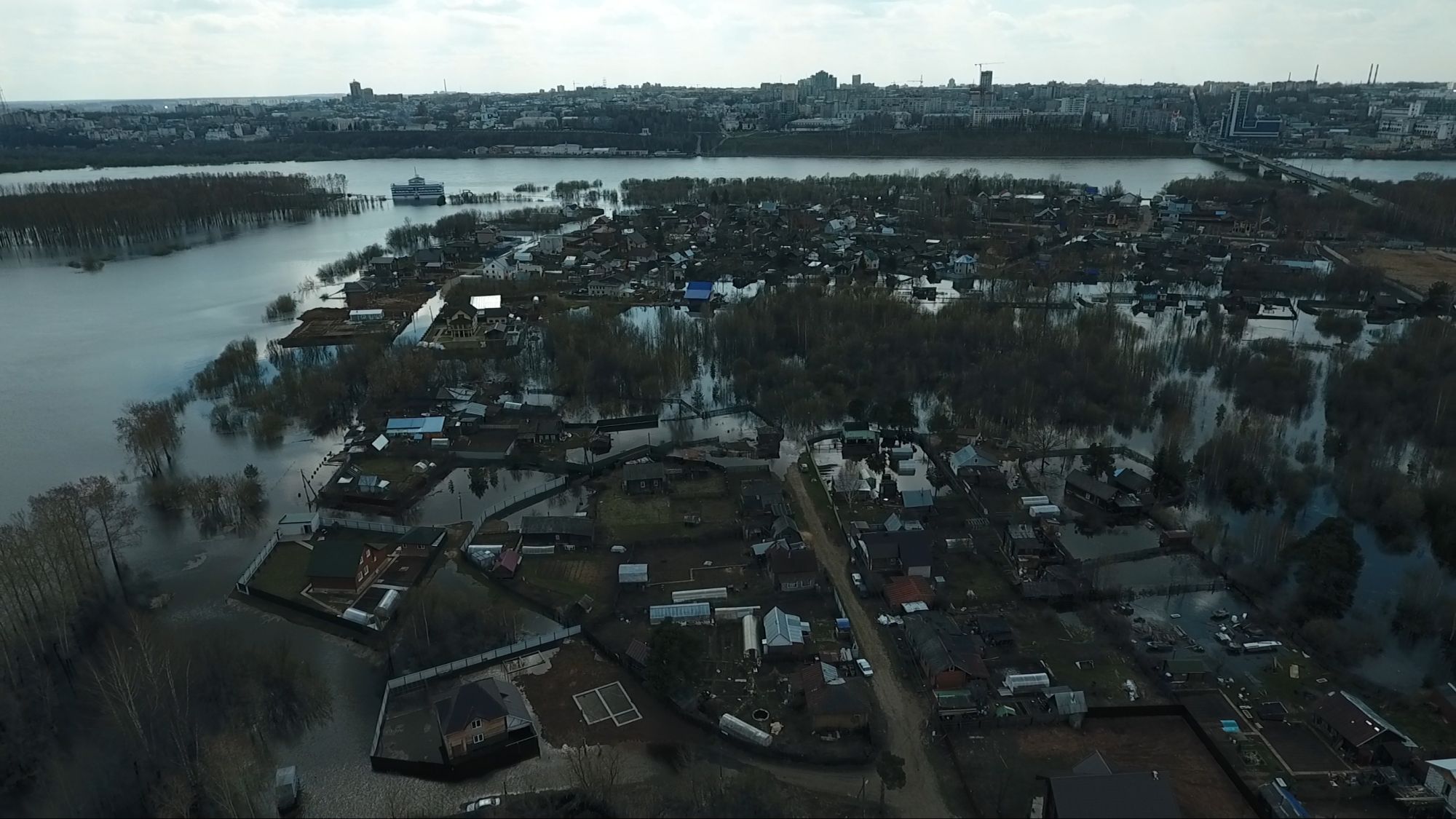 За понедельник Вятка в районе Кирова прибыла еще 9 сантиметров