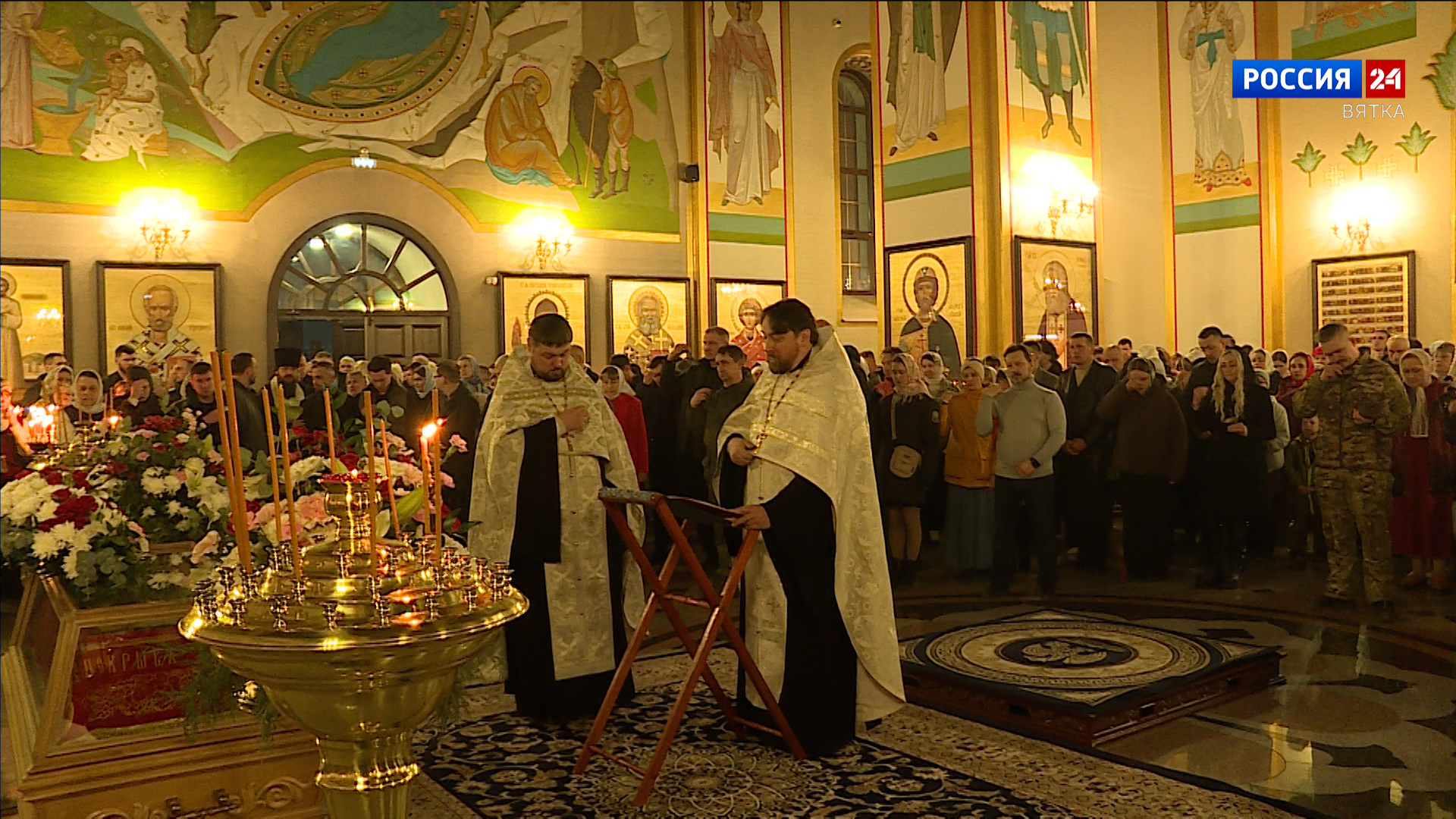 Кировчане встретили светлый праздник Пасхи