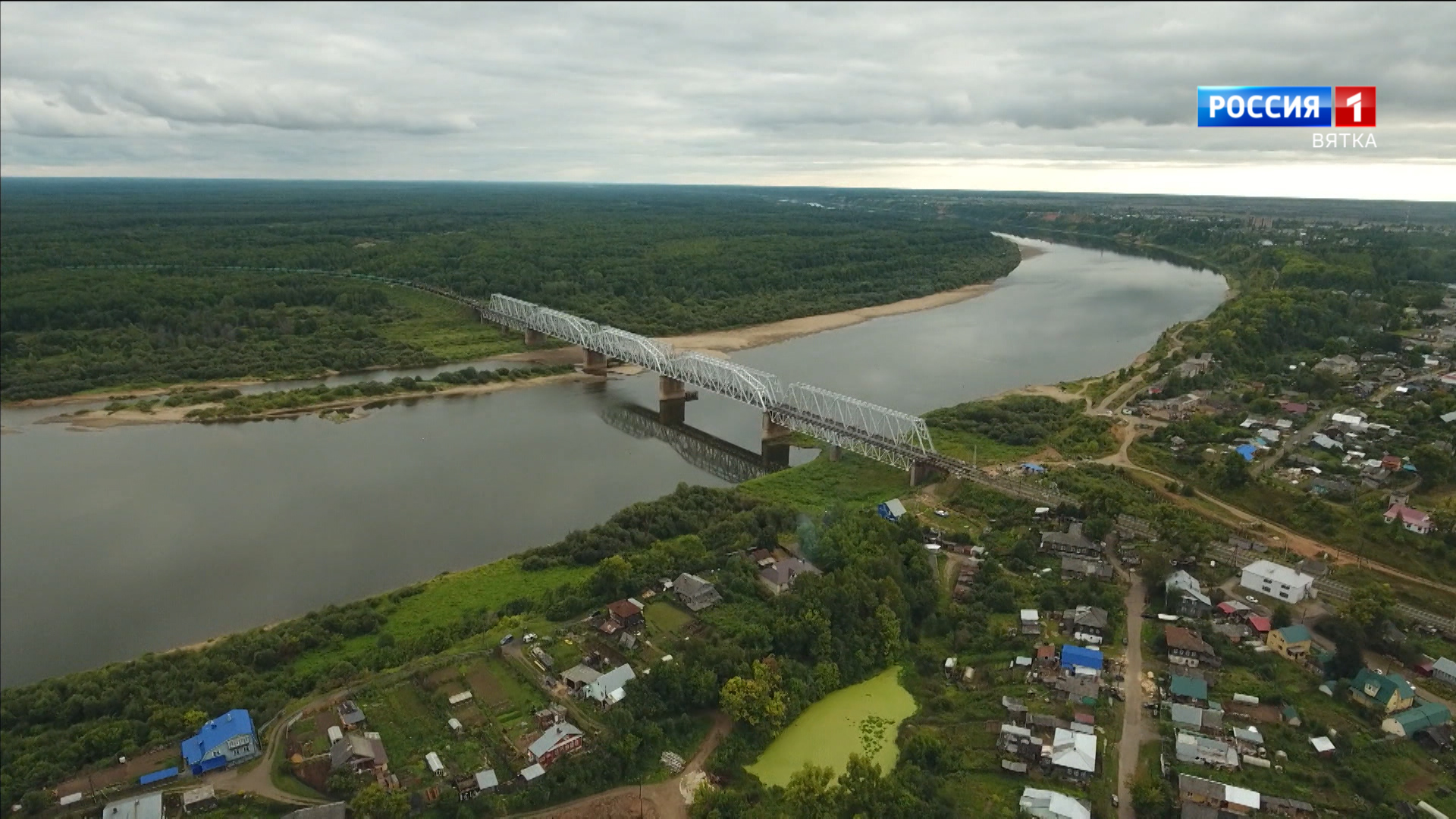 В следующем году планируют завершить строительство школы в Котельниче