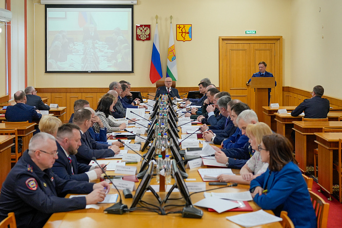 В Кировской области готовят к проведению выборов более тысячи избирательных участков