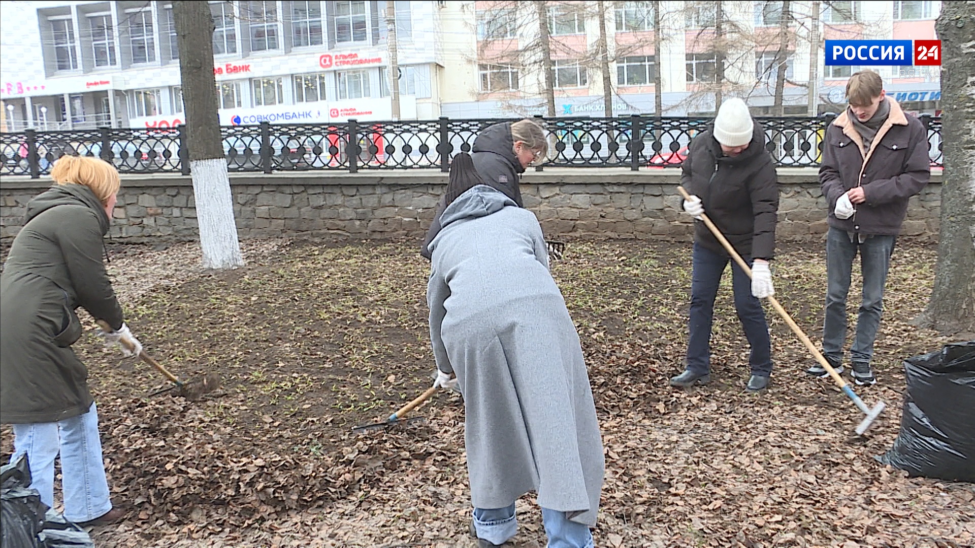 Вячеслав Симаков призвал не снижать интенсивность проведения субботников в Кирове