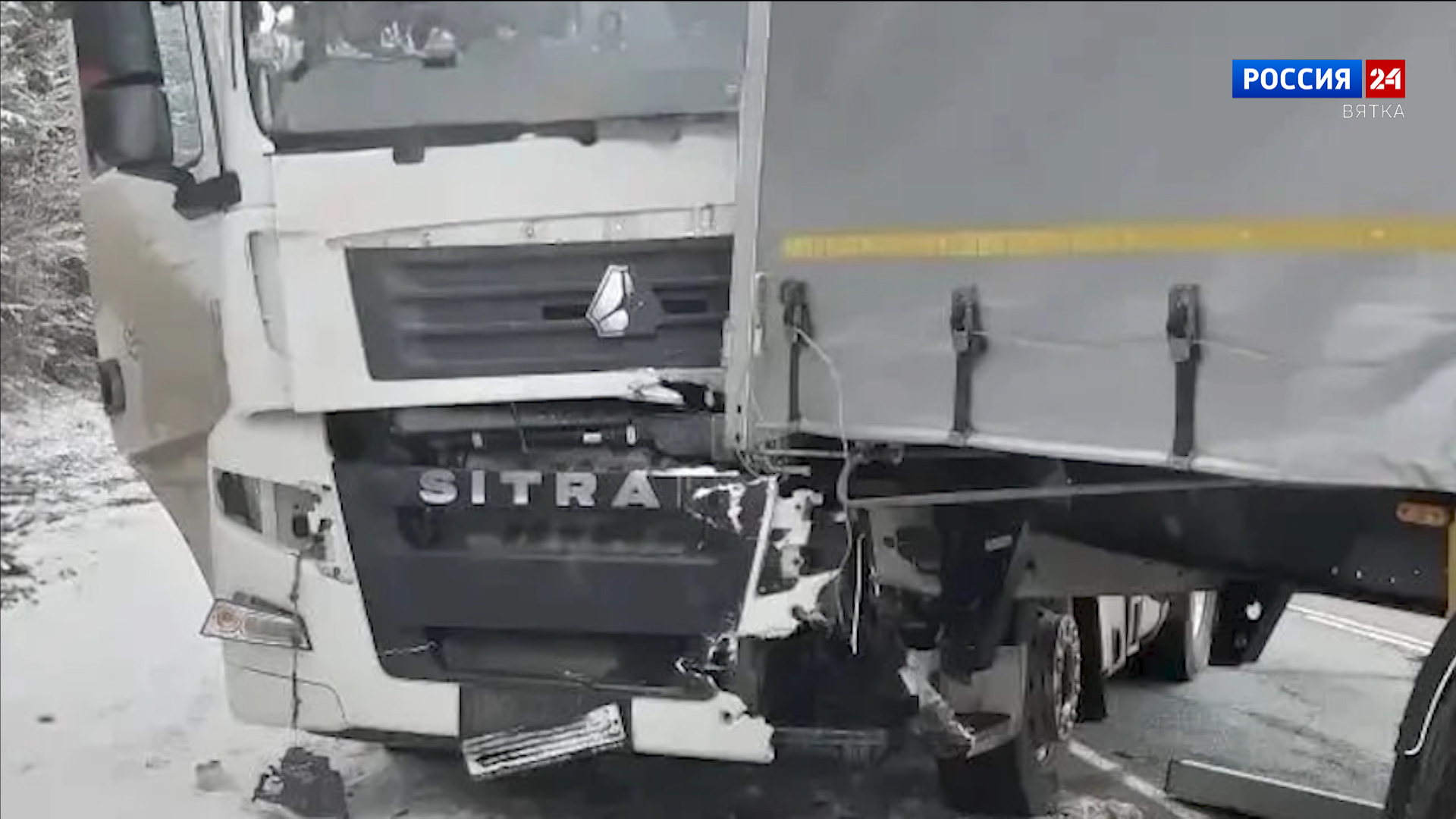 В Омутнинском районе при столкновении трех грузовиков пострадали два человека