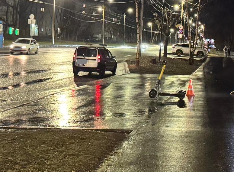 В Кирове женщина-пешеход пострадала из-за водителя электросамоката