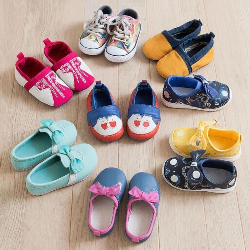 Врач-ортопед рассказал о рисках неправильно выбранной обуви для ребенка