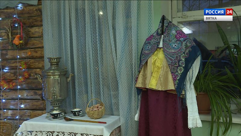 Кировские семьи приглашают к участию в конкурсе «Мама и дети в национальных костюмах»