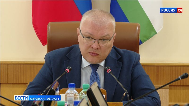 Губернатор Александр Соколов поздравил кировчан с Пасхой